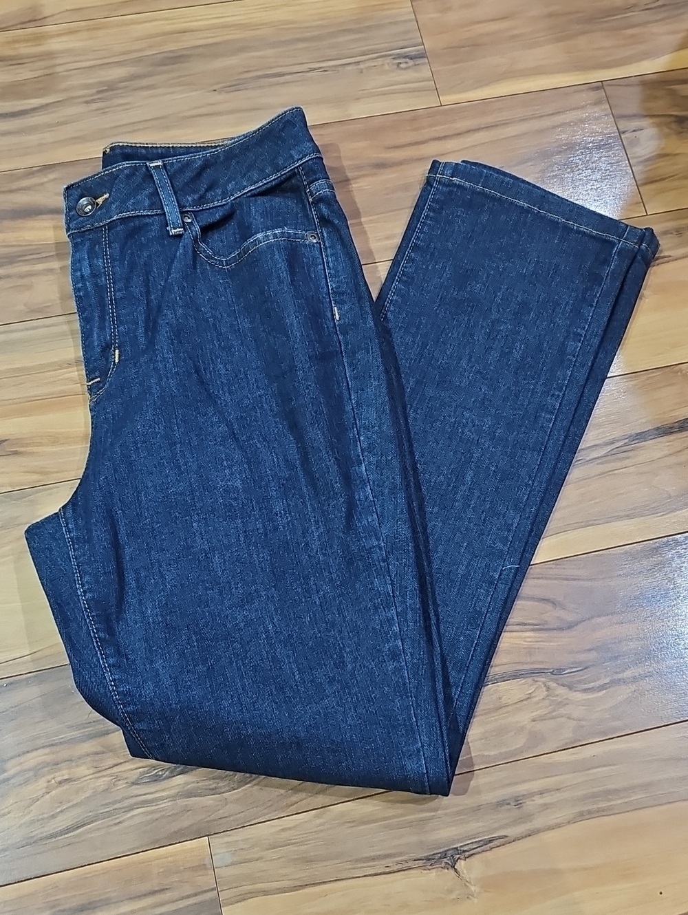 L.L. Bean Women's 8 Classic Fit Regular Blue Jeans